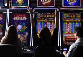 10s game Live Casino Baccarat Dragon Tiger Real Dealer ဂိမ်းများ